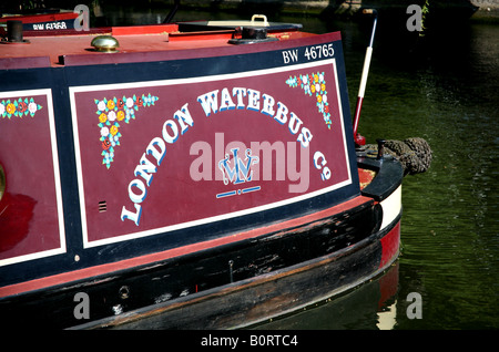 Dettaglio della chiatta ormeggiata a Camden Lock a Londra Foto Stock