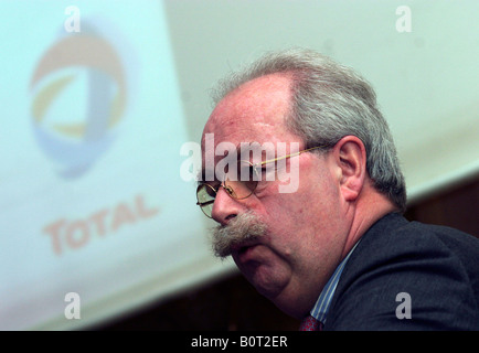 Christophe de Margerie presidente delle attività di esplorazione e produzione totale di parlare al CIS il petrolio e il Gas del vertice di Parigi Francia Foto Stock