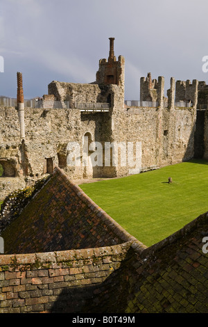 Il castello di Framlingham, Suffolk, Inghilterra, Regno Unito Foto Stock