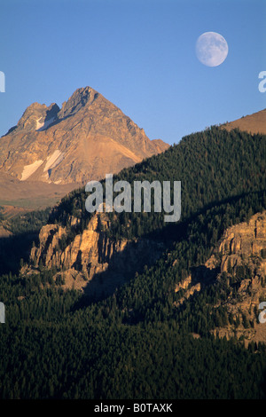 Luna crescente su montagne Grand Teton National Park Wyoming Foto Stock