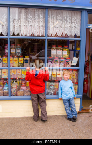 Inglese tradizionale negozio di dolci nel Regno Unito Foto Stock