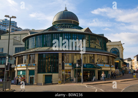 La flotta a piedi il centro shopping di Torquay Devon England Foto Stock