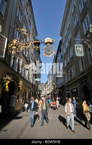 Dal centro città di Salisburgo, Getreidegasse, vicolo, Austria, Europa Foto Stock