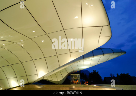 Ferrovia funicolare, stazione di vertice progettato da stararchitect Zaha Hadid, Innsbruck, in Tirolo, Austria, Europa Foto Stock