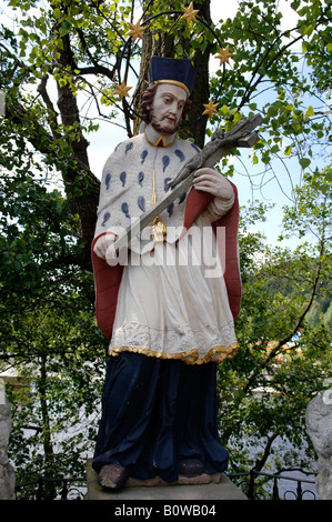 Giovanni di Nepomuk o Giovanni Nepomuceno, patrono di ponti, Kallmuenz, Alto Palatinato, Baviera, Germania, Europa Foto Stock