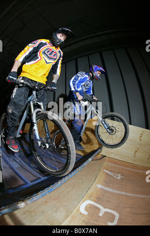 Piscina Mountain Bike Racing Foto Stock