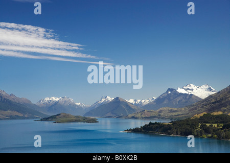 Vista verso Glenorchy sul lago Wakatipu Queenstown regione Isola del Sud della Nuova Zelanda Foto Stock