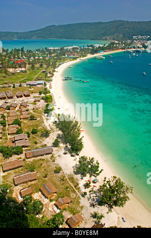 Villaggio di Tonsai in Ko Phi Phi island, Thailandia Foto Stock