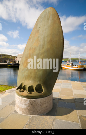 Nave di pala di elica al di fuori del Museo delle Shetland e archivi, fieno's Dock, Lerwick, isole Shetland, Scotland, Regno Unito Foto Stock