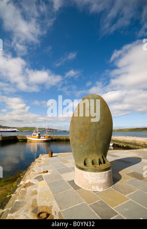 Nave di pala di elica al di fuori del Museo delle Shetland e archivi, fieno's Dock, Lerwick, isole Shetland, Scotland, Regno Unito Foto Stock