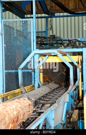 Legname materiali da costruzione prodotti a Burnroot Sawmill, Dinnet, Aboyne, Aberdeenshire, Scozia, REGNO UNITO Foto Stock