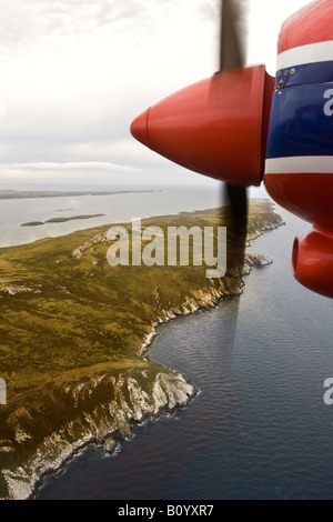 FIGAS - Isole Falkland governo servizio aereo volo sopra una parte remota delle Isole Falkland Foto Stock