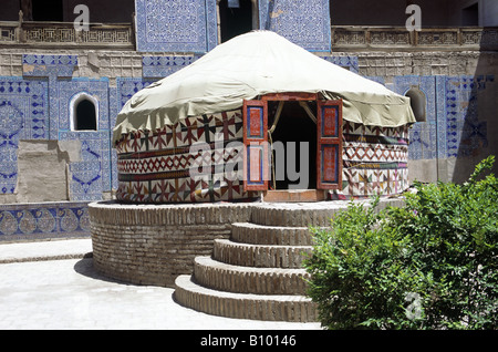 Silk Road storica città murata Tosh - Palazzo Khovli Tash Kauli Harem Yurt in cortile KHIVA UZBEKISTAN Foto Stock