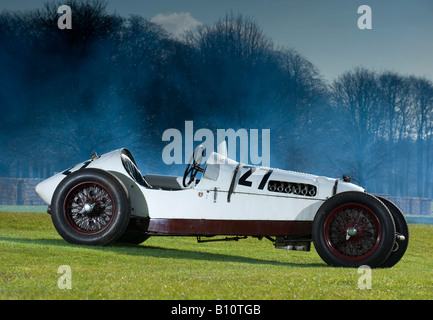 Vintage classica formula uno f1 racing car 1930 in bianco Foto Stock
