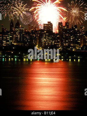 Fuochi d'artificio Upper West Side di Manhattan A NEW YORK CITY USA Foto Stock