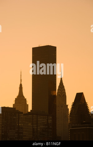 Alti edifici adibiti ad uffici Midtown Manhattan New York STATI UNITI D'AMERICA Foto Stock