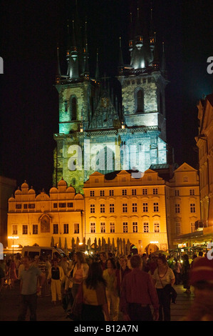 Vista notturna della città vecchia di Praga Repubblica Ceca Foto Stock