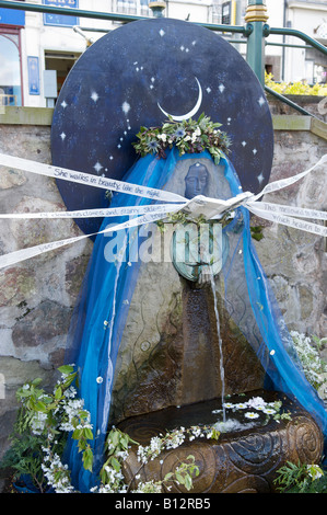 Malvern ben medicazione e concorso di poesia, l'Enigma Fontana Malvhina plus funzione acqua a Malvern Foto Stock