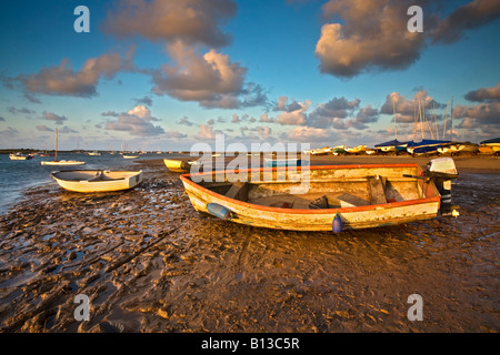 Barche a Brancaster Staithe sulla Costa North Norfolk Foto Stock