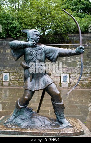 Statua di bronzo di Robin Hood Nottingham Regno Unito Europa Foto Stock