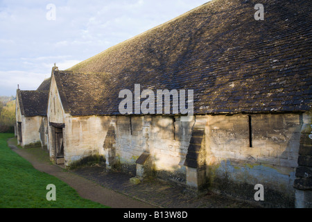 Medieval sala Tithe Barn, Bradford on Avon, Wiltshire, Inghilterra Foto Stock