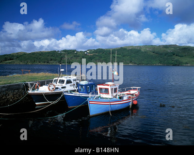 Barche da pesca legato su uno dei più deuropa westerly baie Foto Stock