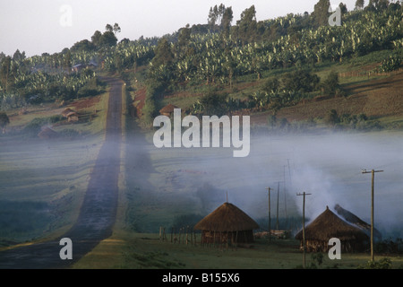 Villaggio nelle vicinanze Awasa Highlands Etiopia Foto Stock