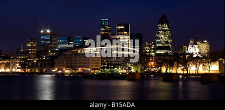 Città di Londra, vista dal fiume Thames, Regno Unito Foto Stock