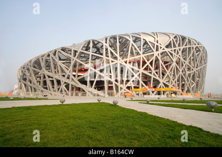 Stadio Nazionale di Pechino anche noto come il nido per la sua architettura. Foto Stock