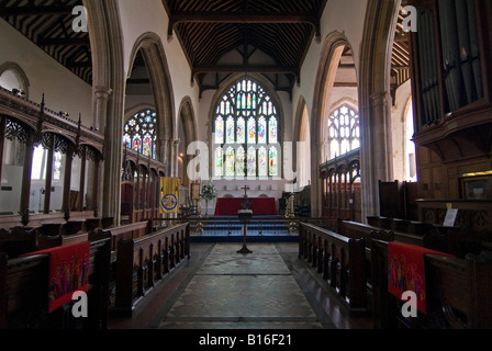 Orizzontale di ampio angolo interno del St Mary's Chiesa Parrocchiale di segale. Foto Stock