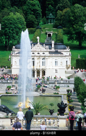 Schloss Linderhof, distretto di Garmisch Partenkirchen, Baviera, Germania Foto Stock