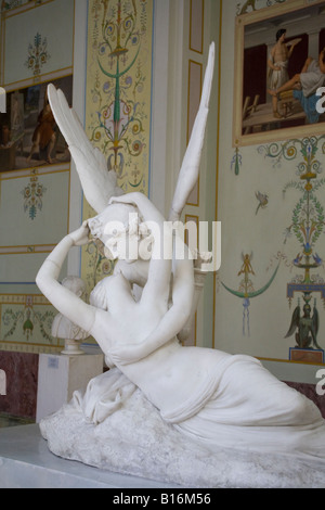 La Russia, San Pietroburgo, membro Hermitage. Amore e Psiche di Antonio Canova. Foto Stock