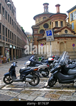 Lato Milanese Street Foto Stock