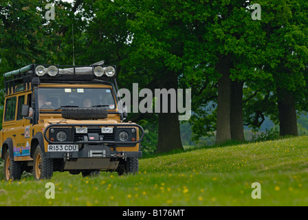 Land Rover Defender Camel Trophy guardare la nazionale ALRC 2008. Foto Stock