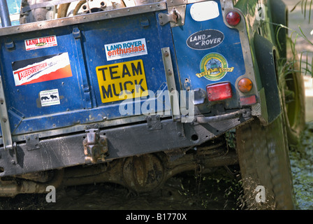 Land Rover Defender 90 che si fanno concorrenza a livello nazionale ALRC 2008 RTV di prova. Foto Stock