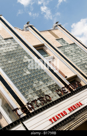 Art Deco cinema e teatro Merida capitale dello stato dello Yucatan Messico la prima città spagnola costruito in questa parte del Messico Foto Stock