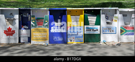 Linea di Londra del quotidiano free bidoni nelle vicinanze del euston rail station Foto Stock