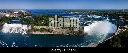 Vista panoramica delle cascate del Niagara Foto Stock