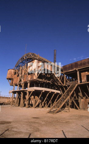 Impianto di trattamento di nitrato abbandonate città mineraria di Santa Laura, nei pressi di Iquique, Cile Foto Stock