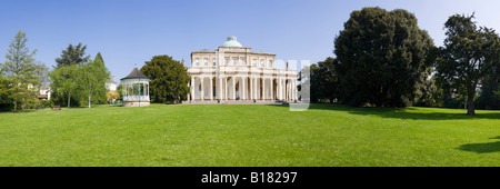 The Regency Pittville Pump Room in Pittville Park, Cheltenham Spa, Gloucestershire Regno Unito Foto Stock