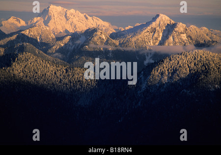 Inverno mountain range SCENIC. Lower Mainland, Vancouver, British Columbia, Canada Foto Stock