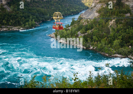 Idromassaggio Aero auto su Niagara Gorge, Niagara Falls, Ontario, Canada. Foto Stock