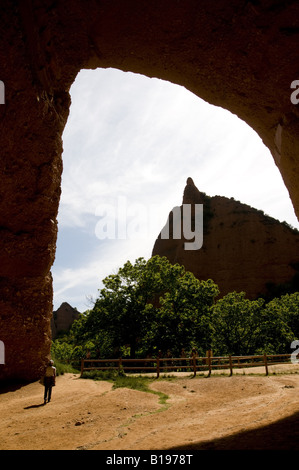 La Cuevona del Las Médulas, Spagna. Las Medulas erano la più grande miniera nell'impero romano. Foto Stock