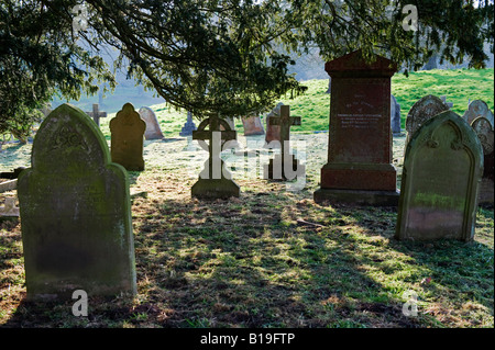 Inghilterra, Shropshire, Hodnet. Il cimitero di St Lukes Chiesa. Foto Stock