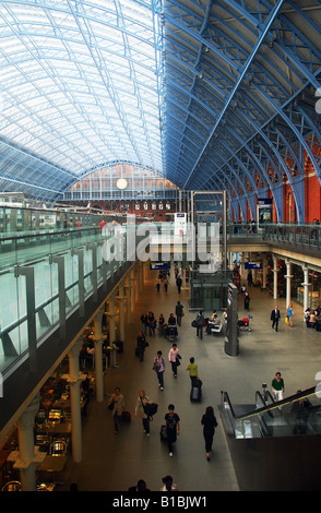 Stazione ferroviaria internazionale di St Pancras, London Foto Stock