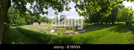 Una vista panoramica della Abbazia di Hailes su Cotswolds nei pressi di Winchcombe, Gloucestershire Foto Stock