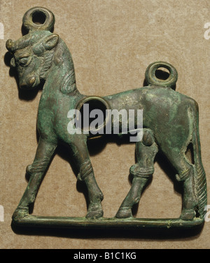 Belle arti, mondo antico, Lorestan, scultura, Bull, anello snaffle, bronzo, 8th/VII secolo a.c., stato raccolta archeologica, Monaco di Baviera, , artista del diritto d'autore non deve essere cancellata Foto Stock