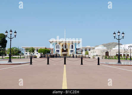 Geografia / viaggi, Oman, Muscat Sultan Palace Qasr Al-Alam, vista esterna, Additional-Rights-Clearance-Info-Not-Available Foto Stock