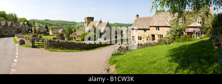 Una vista panoramica del villaggio Costwold di Snowshill, Gloucestershire Foto Stock