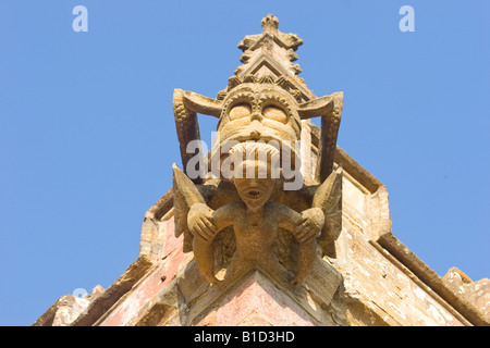 Gargoyle su Halsway Manor West Somerset Foto Stock